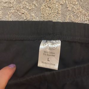 Steve Madden: L stretch Pants